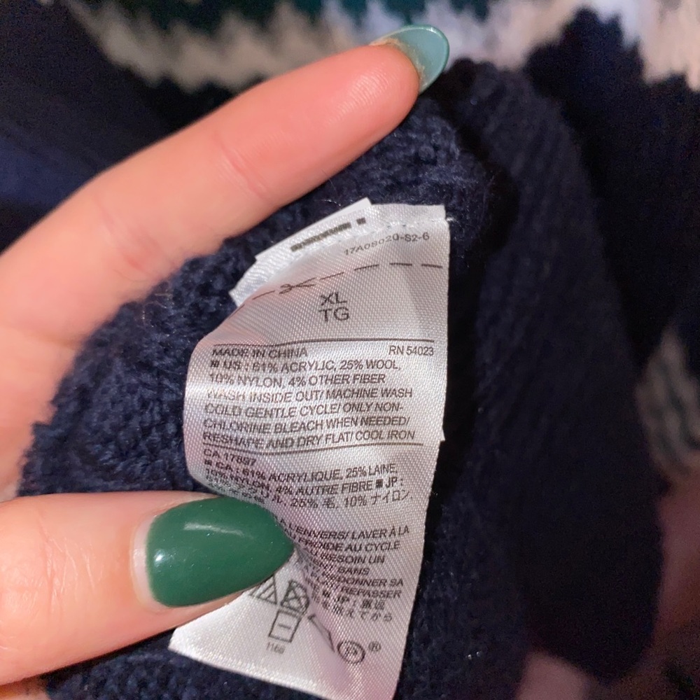 Banana Republic Navy and White Patterned Sweater - Picture 8 of 8